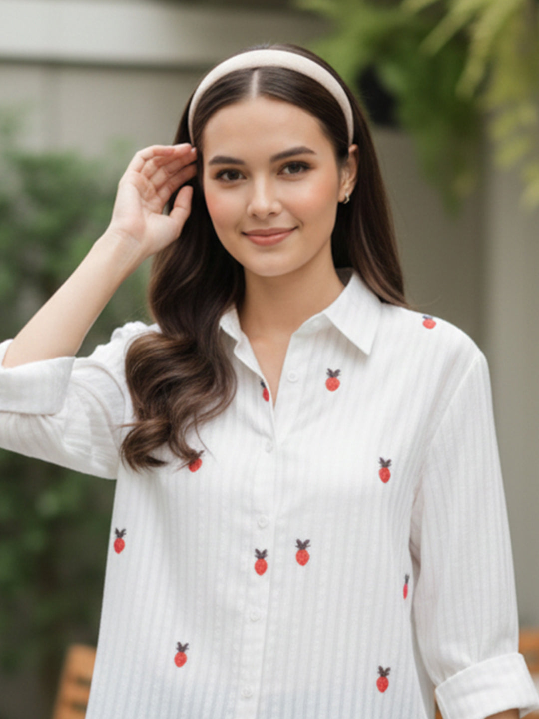 Elegant White Dobby Shirt with Pineapple Embroidery for Women – Regular Fit Casual & Weekend Wear